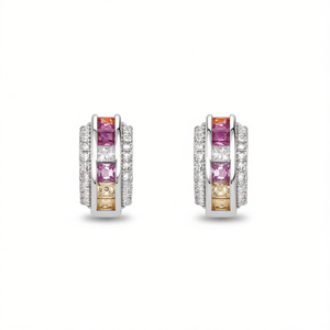 Orecchini a polsino di lusso in oro bianco con diamanti colorati taglio Princess, incastonatura a canale, design geometrico per donna, da indossare tutti i giorni - Product Image 1