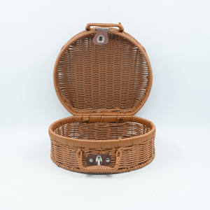 Hand-woven Natural Rattan <b>Wicker</b> Durable Eco-Friendly Multifunction <b>Heart</b>-Shaped Picnic & Home Use Food Storage Basket - Product Image 4