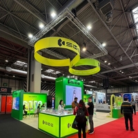 Fabricant professionnel d'anneaux de suspension pour salons professionnels, Anneau de suspension OEM, Bannière de plafond, Panneau suspendu pour stand d'exposition