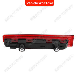 Luz de freno trasera montada en altura para vehículo Volkswagen T5 T6 2003-2019, roja, ABS, luz de señalización trasera - Product Image 4