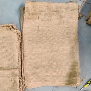 Sacs en jute 100% naturels avec tissu sergé B - <span class=keywords><strong>Prix</strong></span> <span class=keywords><strong>moyen</strong></span> pour l'emballage du riz, du cacao, du café, du maïs, des produits textiles et des sacs en tissu - Product Image 6