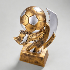 Trofeo de Fútbol de Resina Personalizado, Diseño Profesional para Premios de Fútbol - Product Image 3