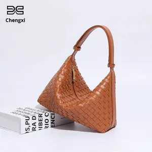 กระเป๋าถือทรงกล่องอาหารกลางวันแบบทอมือ ลายเรขาคณิต ดีไซน์เรียบง่าย ทันสมัย สำหรับฤดูใบไม้ร่วง  สะพายไหล่หรือถือใต้วงแขน  งานแฮนด์เมดคุณภาพสูง - Product Image 4