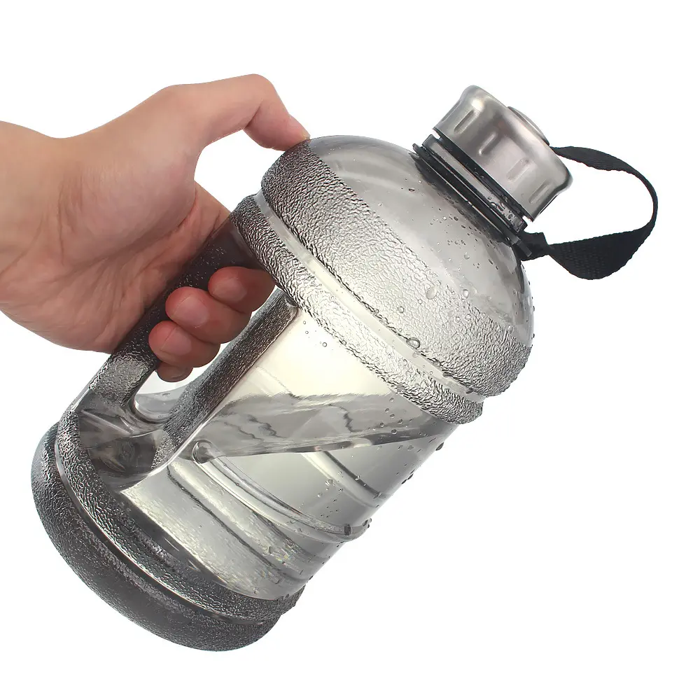 Botol Angkat Berat Air Gym bebas BPA Logo kustom kendi botol plastik 2.2 L mulut lebar hadiah kustom uniseks