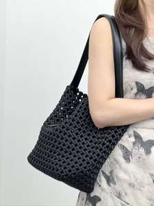 2025 Style français <span class=keywords><strong>luxe</strong></span> fait à la main sac à bandoulière petite taille Designer marques diamant perle élégant célèbre pour carré portable - Product Image 5