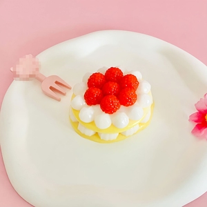 Jouet anti-stress en forme de gâteau de framboise, doux et mou, à récupération lente, très populaire, à presser et libérer, jouet à presser - Product Image 2
