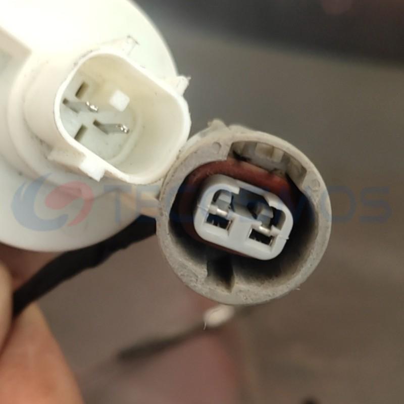 Car Connector For Mitsubishi Cheetah small lamp holder 2 pins CT2-0090M-1