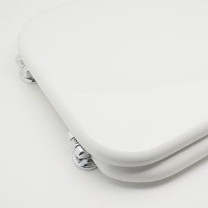 Asientos de Inodoro con Cubierta Resistente al Agua para Cualquier Baño - Product Image 3