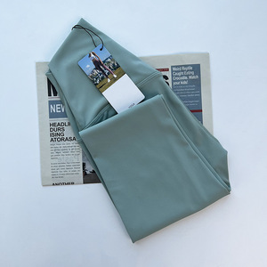 Vente en gros Leggings de compression Pantalons de yoga taille haute avec poche nus pour le levage des fesses des femmes Leggings de sport extensibles - Product Image 5