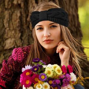 European and American Velvet Knitted <b>Headband</b> With Twist Bow Movement Hair Hoop to Protect Ear Warm <b>Woolen</b> Hair Accessories - Product Image 2