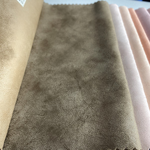 Colle blanche veloutée, gaufrée, couleur blanche - Product Image 4