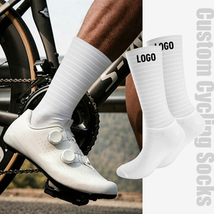 Chaussettes de cyclisme sur <span class=keywords><strong>route</strong></span> aérodynamiques à séchage rapide antidérapantes avec logo personnalisé, respirantes, côtelées, à compression, pour la course - Product Image 1