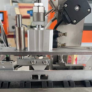 Machine à dénuder d'alimentation de connecteur de soudure d'interface de fil de câble de charge de prix usine à grande vitesse - Product Image 5