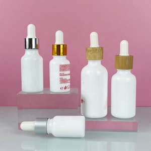 Botella de Vidrio para Aceite de Porcelana Blanca Opalina de 10ml-200ml, con Serigrafía, Gotero de Bambú para Suero para el Cuidado de la Piel, con Acabado Superficial - Product Image 2