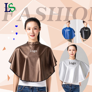 Cape de coiffure courte imperméable et anti-adhésive de haute qualité, teinte à l'huile, pour salon de coiffure et maquillage, avec logo - Product Image 1