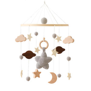 Mobile de berceau sensoriel 2026 avec jouets à suspendre en peluche et en <span class=keywords><strong>bois</strong></span> pour bébé, décoration de chambre d'enfant, jouets pour tapis de gym pour bébé - Product Image 6
