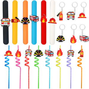 Serie <span class=keywords><strong>di</strong></span> lotta antincendio <span class=keywords><strong>di</strong></span> moda con cartoni animati creativi personalizzati, entrambi <span class=keywords><strong>di</strong></span> bell'aspetto pratici realizzati in gomma PVC per regali per feste - Product Image 2