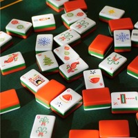 Nouvelle Collection 2026 : Ensemble de Tuiles de Mahjong Américain en Acrylique Gravé Rouge de Luxe Personnalisé avec Tapis et Supports – Cadeau Idéal pour le Divertissement