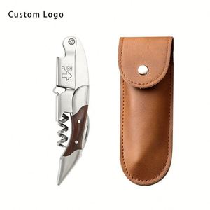 Tire-bouchon au design moderne avec manche en bois et coupe-capsule, personnalisé pour les événements - Product Image 1