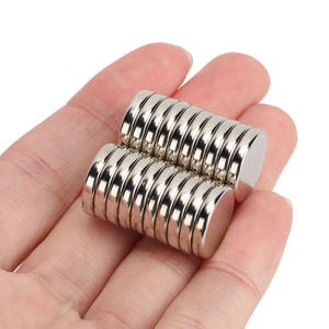 Imanes Redondos de Disco de 15x3 mm, Imanes Pequeños para Manualidades, 15*3 mm, Imán de 15 mm, 3 mm de Grosor, Imán Fuerte de <span class=keywords><strong>Neodimio</strong></span> <span class=keywords><strong>N35</strong></span> de 15x3 mm - Product Image 2