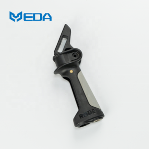 Pa6 + GF30 Nylon xử lý vuông tiêm đúc công nghiệp overmolding thanh công cụ với dịch vụ cắt cao su grip xử lý - Product Image 1