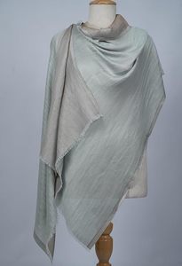 Étole Réversible de Luxe pour Femme en Zari, Douce, Bicolore, Designer, Châle Élégant et Léger, Accessoire de Mode, Fournisseur en Gros - Product Image 4
