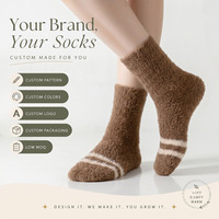 Chaussettes en polyester rayées personnalisées, douces, moelleuses, confortables, chaudes pour l'hiver, élastiques, en microfibre, duveteuses, fabricant OEM ODM