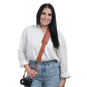 Sangle de cou pour <span class=keywords><strong>appareil</strong></span> <span class=keywords><strong>photo</strong></span> en cuir marron avec logo personnalisé et cordon pour une large gamme d'appareils <span class=keywords><strong>photo</strong></span> polarisés <span class=keywords><strong>Polaroid</strong></span> - Product Image 5
