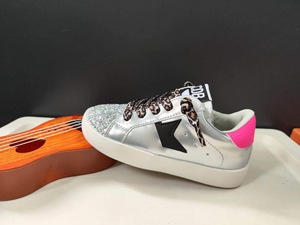 Nuovi arrivi per bambini scarpe argento basse MOQ Casual Star Design <span class=keywords><strong>Sneakers</strong></span> per bambine - Product Image 4