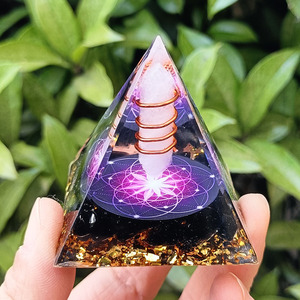 Pyramide en cristal blanc, pilier en résine époxy, artisanat Feng Shui, ornement de bureau pour salon, cadeau d'anniversaire - Product Image 2