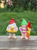 Figurine Personnalisée de Couple de Gnome de Surf en Résine Statue Drôle de Pelouse de Gnome pour Décoration de Jardin