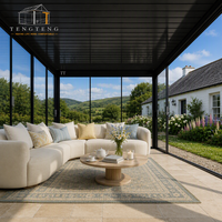 Pergola bioclimatique en aluminium durable et imperméable avec toit à lames orientables, structure thermolaquée et conception résistante aux intempéries pour l'extérieur