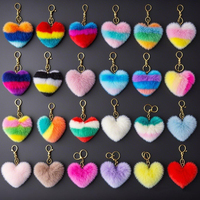 Porte-clés Pompon en fourrure, Cœur en pompon avec boules, Faux fourrure moelleuse, Pompons réels, Pompons arc-en-ciel, Vente en gros