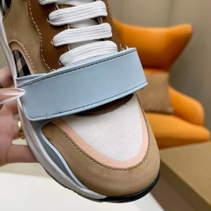 รองเท้ากีฬาแฟชั่นดีไซน์หรูหรา คุณภาพสูง หนังแท้ พื้นยาง ระบายอากาศ ป้องกันกลิ่น  รุ่นยอดนิยม - Product Image 2