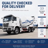 Truk Pengangkut Beton Berkinerja Tinggi, Mixer Beton Drum 12 Meter Kubik, Pembuangan Cepat, Lokasi Konstruksi Pegunungan Berlumpur