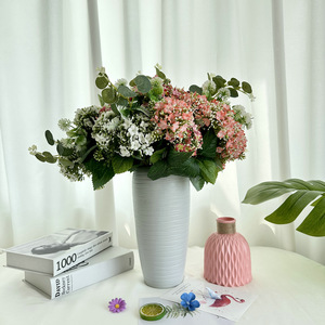 Bouquet de fleurs d'hortensia artificielles en soie pour mariage, décoration de la maison, accessoires de photographie, 10 têtes, couleurs variées - Product Image 2