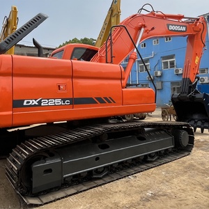รถขุดไฮดรอลิก Doosan DX225LC ขนาด 20 ตัน มือสอง อะไหล่หลักจากเกาหลี เครื่องยนต์ 110 กิโลวัตต์ รวมถึงมอเตอร์ เครื่องยนต์ และเกียร์ - Product Image 3
