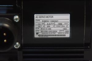 มอเตอร์ SGMSV-10ADA61 รุ่นดั้งเดิม Y a s k w 1kW Sigma5 แรงเฉื่อยปานกลาง - Product Image 4