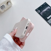 Casing Belakang iPhone 16 15 14 Plus 13 12 Mini 11 Pro Max, Coque Silikon Cair Anti Benturan, Magnetik