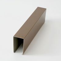 Plafond en aluminium durable en forme de U, profilé en U recouvert de film pour la décoration des murs et plafonds intérieurs