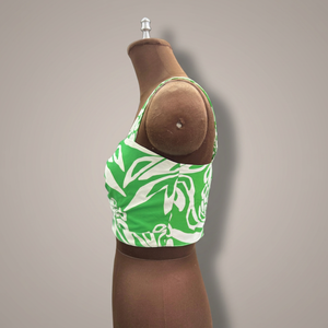 Conjunto de Top Corto con Tirantes Finos y Estampado Tropical Verde y Blanco, Estilo Informal, Poliéster Ecológico y Transpirable - Product Image 3