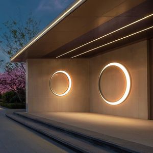 Lampe murale extérieure créative en forme de croissant de lune, en fer, 120 perles LED, à intensité variable, pour la décoration de portail de jardin - Product Image 1