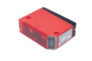 Sensor difuso original LEUZE HRT 96M/P-1610-1200-41 con supresión de fondo, función de temporización y carcasa metálica - Product Image 5