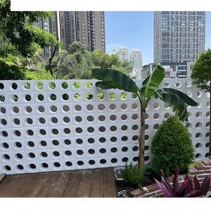 Panneaux muraux 3D en PU à prix d'usine, clôture de pergola extérieure pour cour, briques creuses en PU, écrans et cloisons - Product Image 3