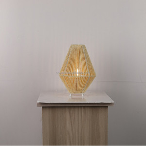 Papier naturel <span class=keywords><strong>corde</strong></span> tissé hôtel <span class=keywords><strong>lampe</strong></span> <span class=keywords><strong>de</strong></span> <span class=keywords><strong>chevet</strong></span> décor à la maison éclairage <span class=keywords><strong>lampe</strong></span> <span class=keywords><strong>de</strong></span> table - Product Image 4