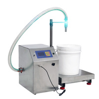 Machine semi-automatique L72 haute vitesse grande capacité 72L/min pour le remplissage de flacons de boissons, liquides visqueux et huiles, à entraînement par engrenages, intelligente