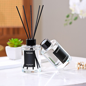 Difusor de Aromas Yuhuan de 120 ml con Aroma a Gardenia, Fragancia para el Hogar, Perfume para Habitaciones - Product Image 3