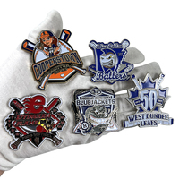 Badge et épingles de revers en métal émaillé rigide de haute qualité avec logo personnalisé de club de baseball - Uniquepin Collectible