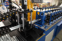 Machine à fabriquer des lames de volets roulants à double tête deux en un, profil de porte enroulable, machine à former des volets roulants