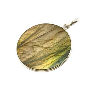 Pendentif artisanal en argent sterling 925 avec serti clos, pierre précieuse plate ronde de 30 mm en labradorite naturelle - Product Image 1